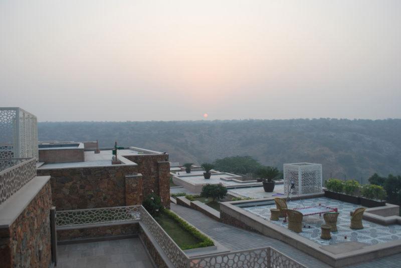 The Lalit Mangar Otel Dhauj Dış mekan fotoğraf