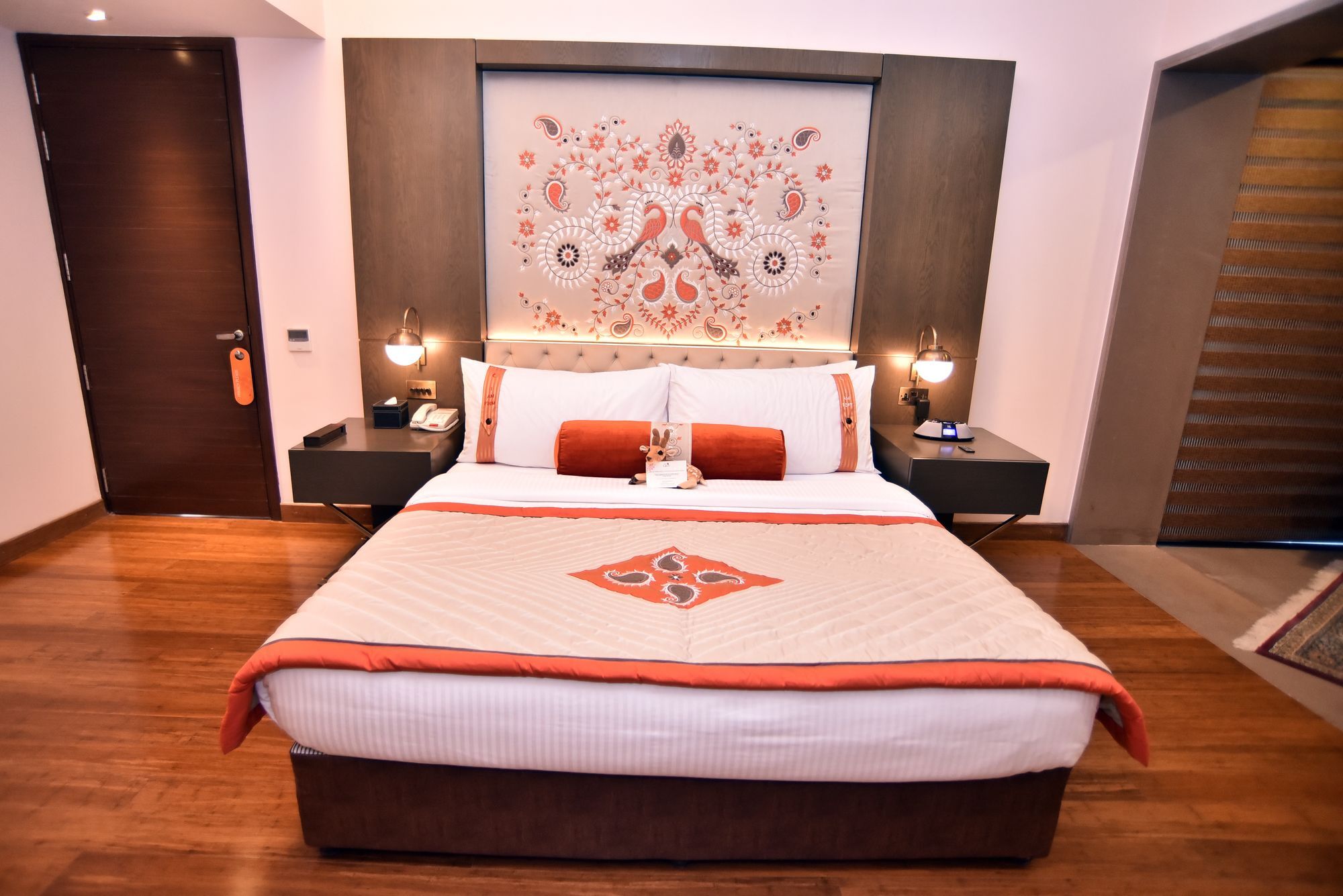 The Lalit Mangar Otel Dhauj Dış mekan fotoğraf
